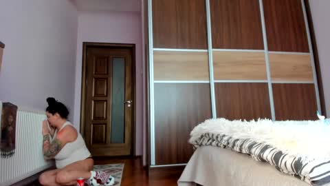 Snapshot of angelinacht chatting on 01-21-25, 11:24 Angelina online show from 01-21-25, 11:24