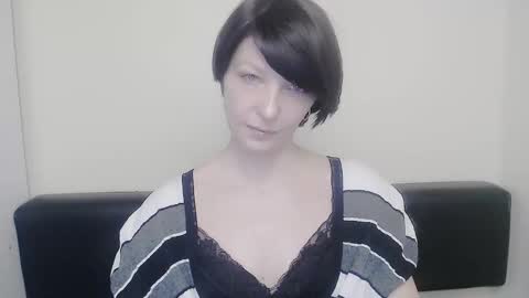 Angelina online show from 01-31-25, 08:01