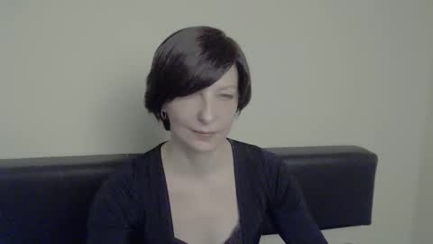 Angelina online show from 02-06-25, 10:59