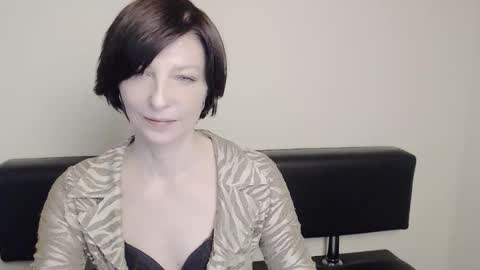 Angelina online show from 02-15-25, 10:44