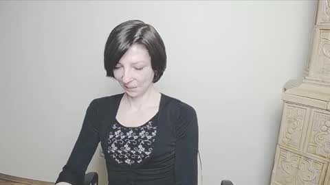 Angelina online show from 03-04-25, 10:46