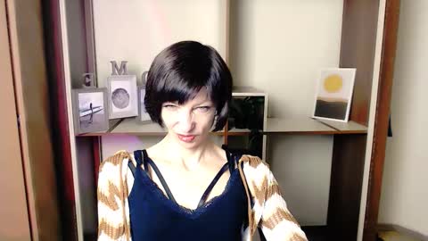 Angelina online show from 10-03-25, 06:54