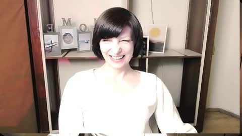 Angelina online show from 05-30-26, 07:38