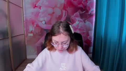 AngelinaLow online show from 03-12-25, 06:40