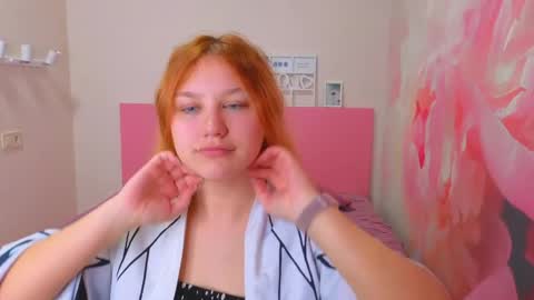 AngelinaLow online show from 04-18-26, 11:25