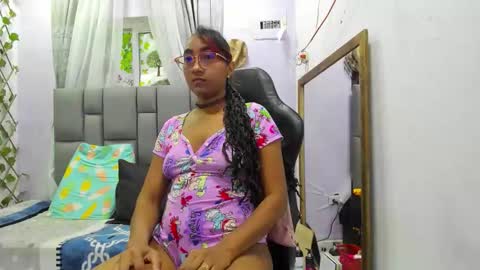 Snapshot of angelinamurphy chatting on 10-23-25, 02:55 AngelinaMurphy online show from 10-23-25, 02:55