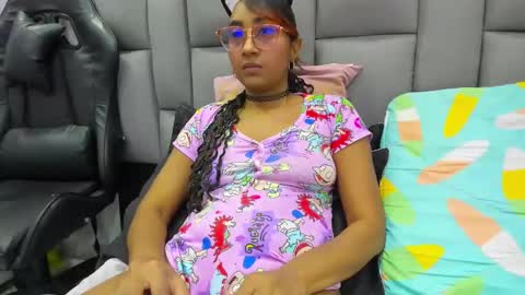 Snapshot of angelinamurphy chatting on 11-11-25, 02:44 AngelinaMurphy online show from 11-11-25, 02:44