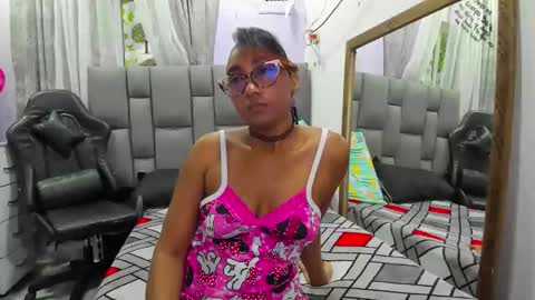 Snapshot of angelinamurphy chatting on 11-21-25, 03:05 AngelinaMurphy online show from 11-21-25, 03:05