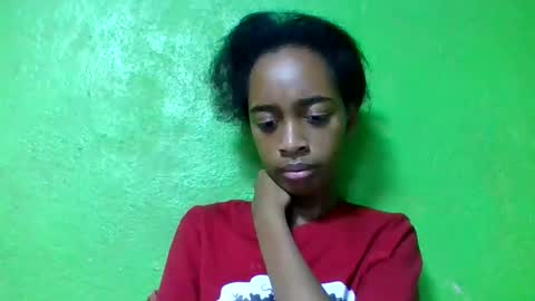 Snapshot of angeline221173 chatting on 06-09-26, 06:30 angeline221173 online show from 06-09-26, 06:30
