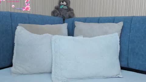 Snapshot of angeline__cute chatting on 10-13-25, 12:05 angeline online show from 10-13-25, 12:05