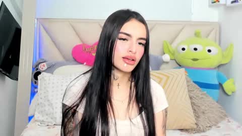 Angeline Smith  online show from 02-24-25, 07:30