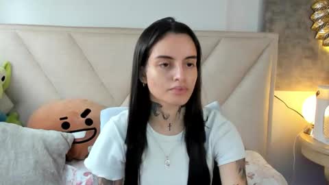 Snapshot of angeline__smith chatting on 01-08-26, 10:12 Angeline Smith online show from 01-08-26, 10:12