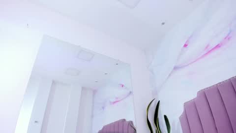 Snapshot of angeline_blake chatting on 01-29-25, 08:14 Angeline online show from 01-29-25, 08:14