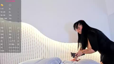 Snapshot of angeline_blake chatting on 06-12-26, 08:08 Angeline online show from 06-12-26, 08:08