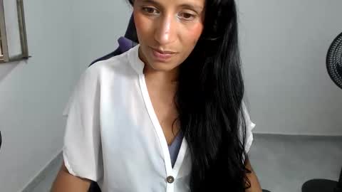 angela online show from 06-04-26, 09:43