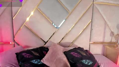 A F R O D I T A online show from 04-01-26, 09:54