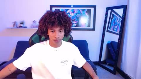 Angel online show from 10-22-25, 09:36