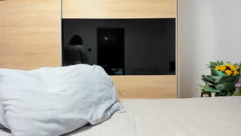 Snapshot of angell6969 chatting on 01-24-25, 05:21 KrystyYo online show from 01-24-25, 05:21