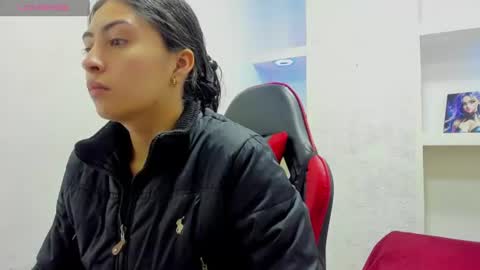 Snapshot of angell_cooper8 chatting on 06-10-26, 12:26 Angell cooper8 online show from 06-10-26, 12:26