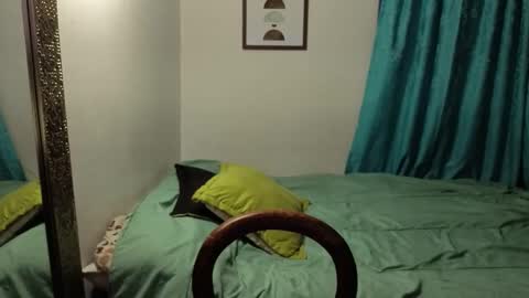  ANGELA ISABELLA  online show from 02-18-25, 10:25