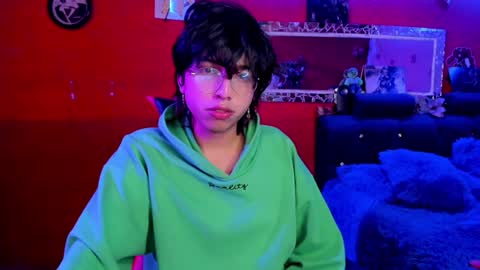 Angel  online show from 12-12-24, 07:52