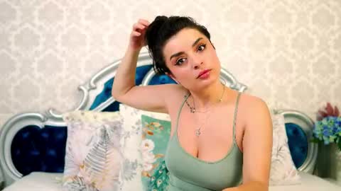 Snapshot of angelmarryy chatting on 06-24-26, 06:45 Natalia online show from 06-24-26, 06:45