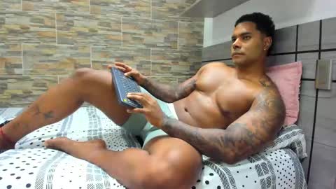 angelo_evans33 online show from 09-09-25, 01:05