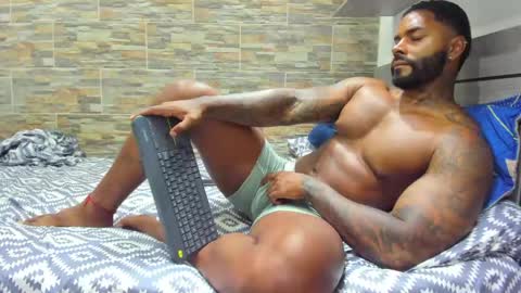 Snapshot of angelo_evans33 chatting on 04-27-26, 12:41 angelo_evans33 online show from 04-27-26, 12:41