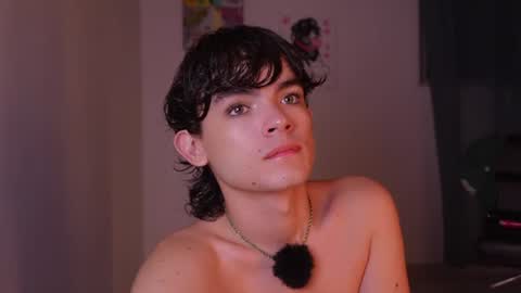 Angelo I work from home this is my room  online show from 06-25-26, 02:11