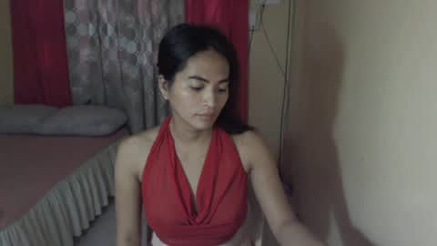 Snapshot of angelofcumx chatting on 06-18-26, 02:12 sabina online show from 06-18-26, 02:12