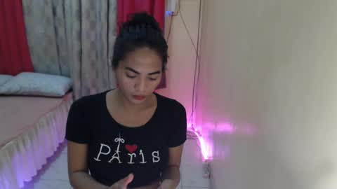 Snapshot of angelofcumx chatting on 06-28-26, 01:55 sabina online show from 06-28-26, 01:55