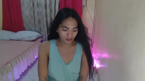 Snapshot of angelofcumx chatting on 07-02-26, 01:38 sabina online show from 07-02-26, 01:38