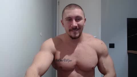  ------- SEX SHOW WITH GUYS AND GIRLS  MUSCLE SHOW online show from 12-03-24, 12:49