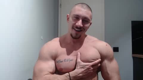  ------- SEX SHOW WITH GUYS AND GIRLS  MUSCLE SHOW online show from 12-29-24, 03:13