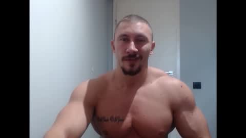  ------- SEX SHOW WITH GUYS AND GIRLS  MUSCLE SHOW online show from 10-14-25, 01:23
