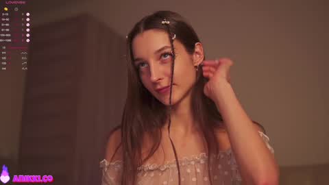 Nikki online show from 03-10-25, 11:32