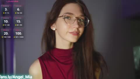 Nikki online show from 04-22-26, 02:36