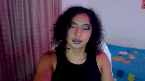 Snapshot of angelsdustxxx chatting on 09-27-25, 05:45 online show from 09-27-25, 05:45