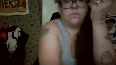 Angel and Mark online show from 05-12-26, 01:25