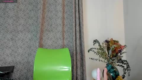 ANGIE online show from 09-11-25, 02:39