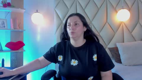 ANGIE online show from 04-18-26, 09:48