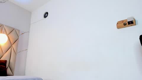 Snapshot of angelswets chatting on 07-22-26, 02:31 ANGIE online show from 07-22-26, 02:31