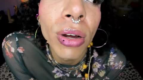 angelwhitte online show from 05-05-26, 11:35