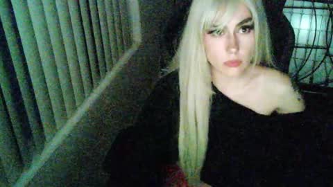 Angelwilde00 online show from 09-22-25, 04:03