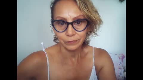 Snapshot of angelycute476334 chatting on 01-31-25, 08:33 angelycute476334 online show from 01-31-25, 08:33