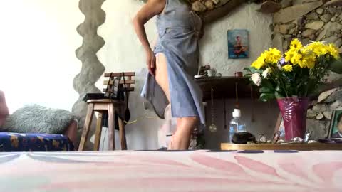 Snapshot of angelycute476334 chatting on 09-28-25, 03:50 angelycute476334 online show from 09-28-25, 03:50