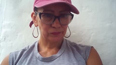 Snapshot of angelycute476334 chatting on 10-28-25, 05:48 angelycute476334 online show from 10-28-25, 05:48