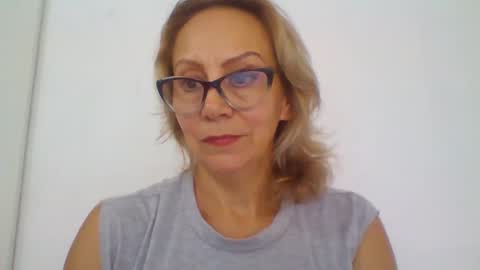 Snapshot of angelycute476334 chatting on 11-27-25, 07:16 angelycute476334 online show from 11-27-25, 07:16