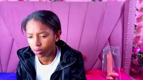 Snapshot of angeyapetite chatting on 05-28-26, 12:24 Anyega online show from 05-28-26, 12:24