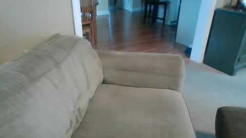 Snapshot of angh21 chatting on 02-27-26, 10:21 Bill M. online show from 02-27-26, 10:21